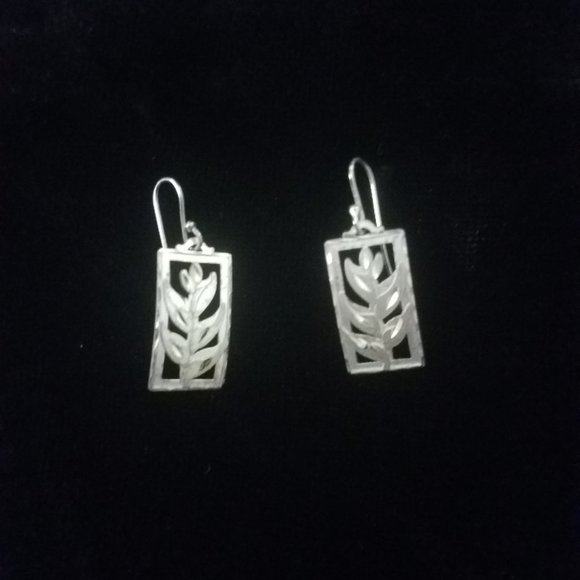 Leighton Lam Design "Heliconia" Sterling Silver Earrings from Hawaii - Picture 1 of 5